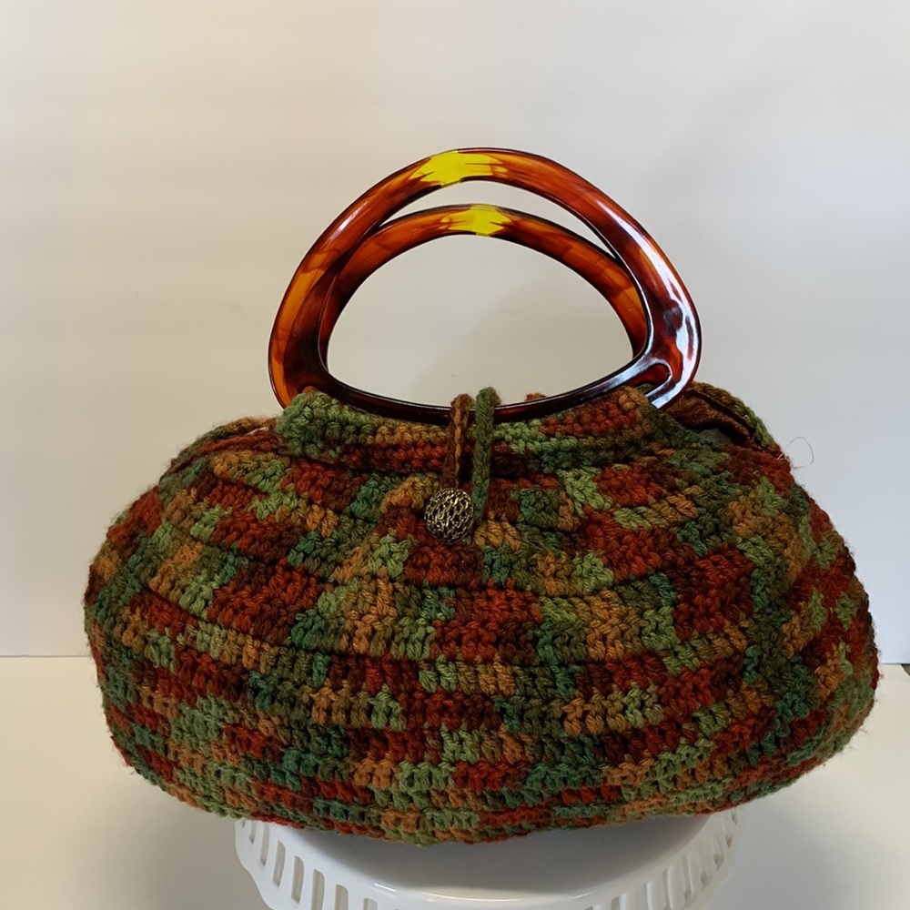 Vintage 70’s Crochet Purse with Plastic Handles